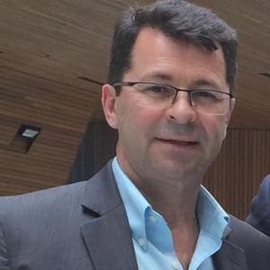 Meet your Posher, Ilidio